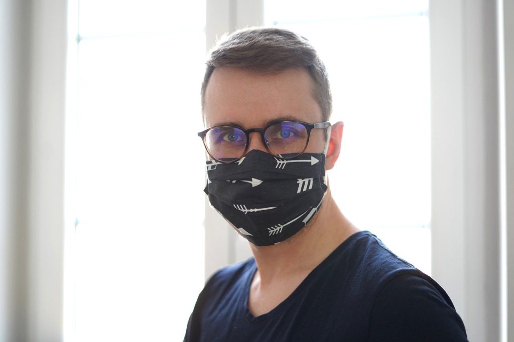 Man wearing a mask - Fashionable vs. Functional 